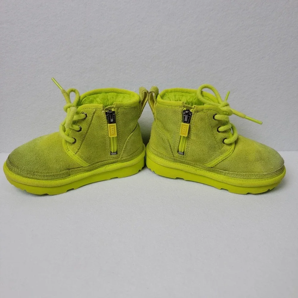 UGG Toddler Neumel II Boots Size 9T Neon Lime Green Sulphur Suede Lace Up Zip‎